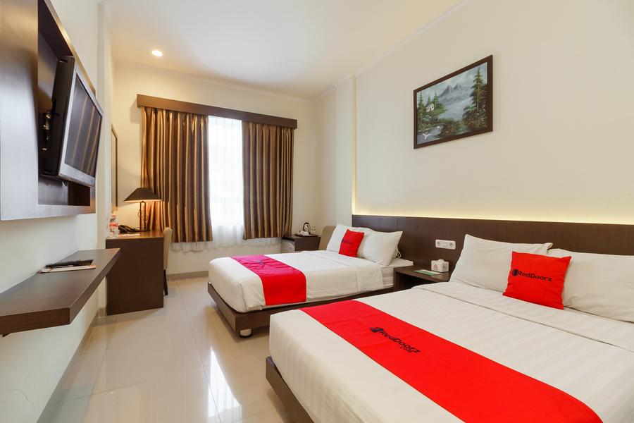 Hotel Alqueby Mitra Reddoorz Bandung Bagian luar foto
